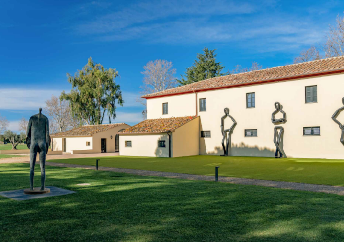 TENUTA FRATINI – ALL’OMBRA DI UN ABBRACCIO